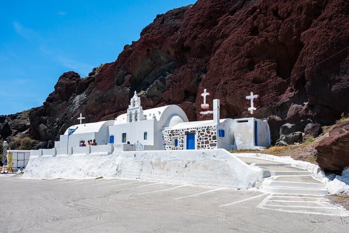 Explore Santorini's Iconic Landscapes in Just 5 Hours photo 4