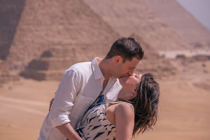 Giza Pyramids Professional Photography Tour at Khufu, Sphinx & Valley Temple photo 3