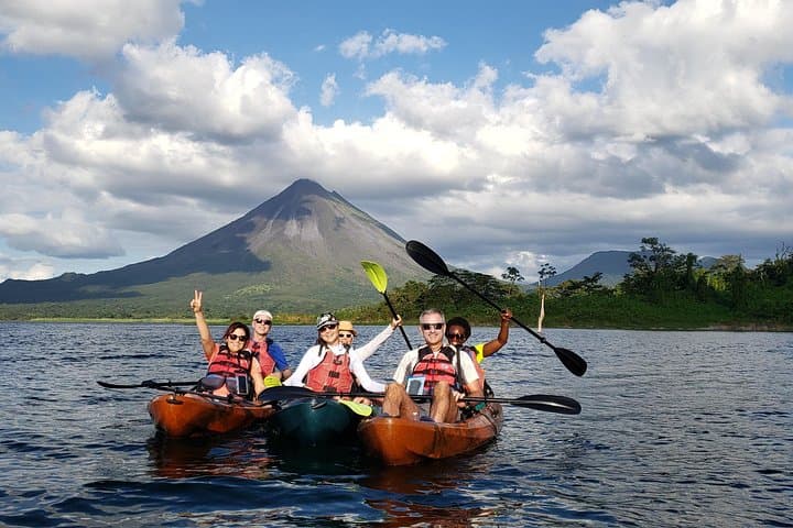 Women-Led Kayaking on Lake Arenal: Wildlife, Volcano Views, and Personalized Tours photo 1