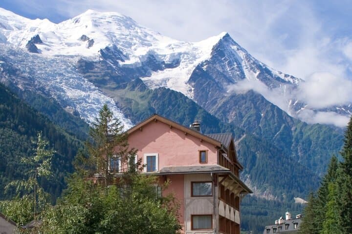 Full-Day Private Excursion to Chamonix: Aiguille du Midi, Mer de Glace & Aiguilles Rouges