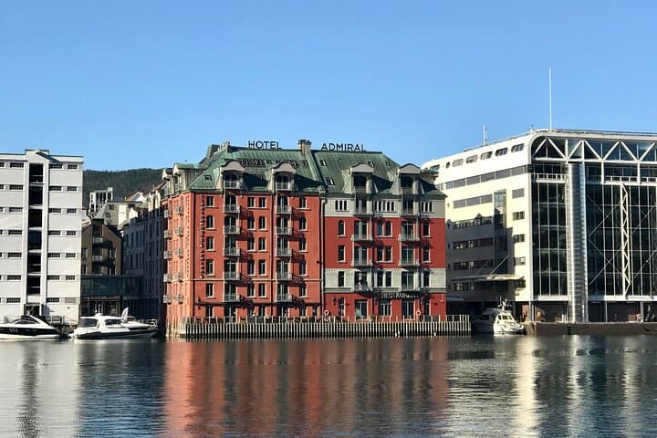 Exploring Bergen’s Classics: A Private Walking Tour Through History and Harbor photo 5