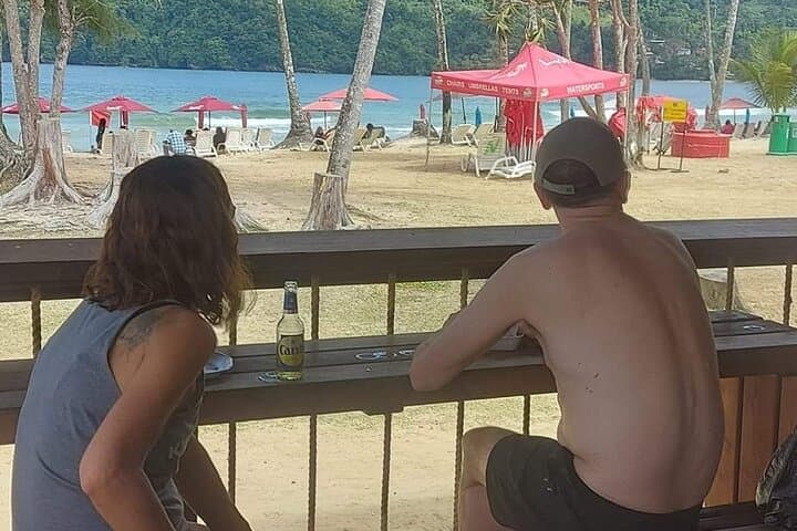 Maracas Beach Tour: Northern Range Drive, Lookout & Bake-and-Shark Experience