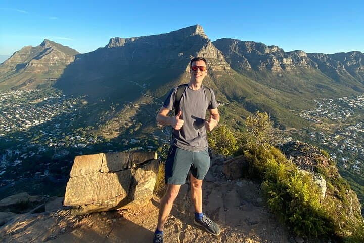 Lion's Head Sunrise Hike: Half-Day Cape Town Hike with 360° Views