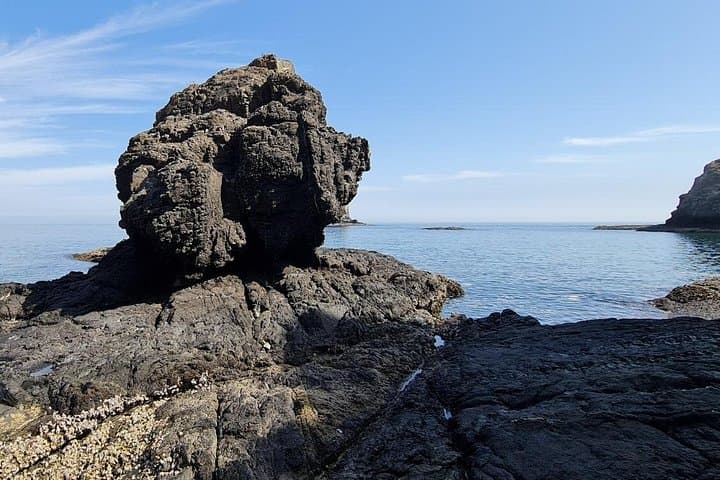 Discover Muscat's Cultural Gems and Sidab's Rugged Hiking Adventure photo 3