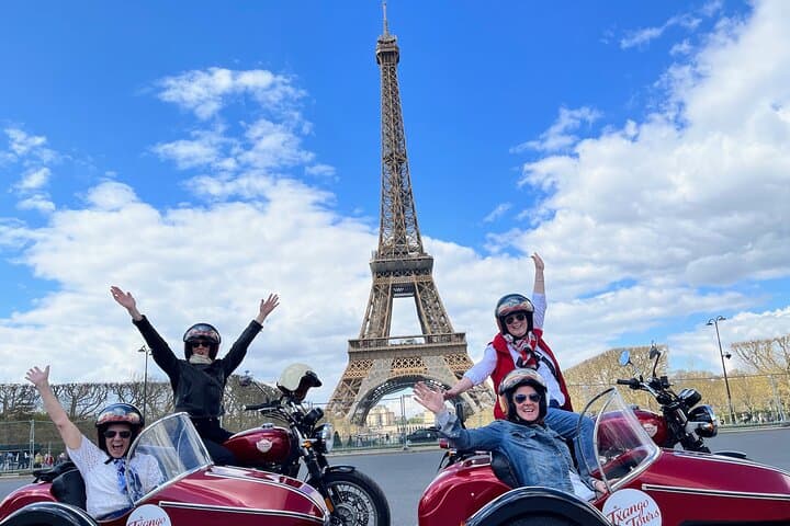 Paris Sidecar Tour: Ultimate 2-Hour Monuments Experience