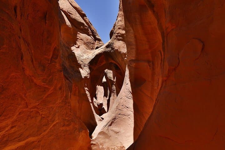 Peek-a-Boo & Spooky Slot Canyon Loop: Dry Fork Adventure Near Escalante photo 4