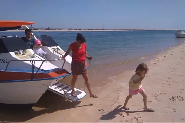 Ria Formosa Boat Tour: Ilha da Culatra & Deserted Beach Escape (3 Hours) photo 5