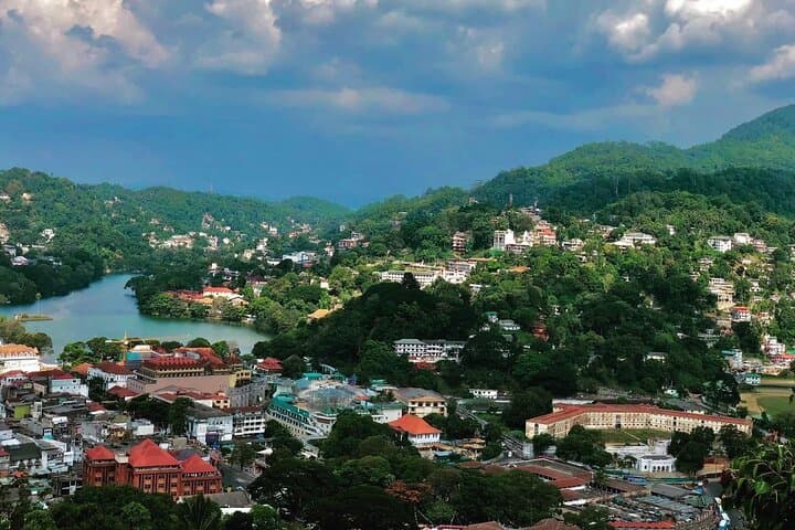 Private Kandy Day Tour from Colombo: Spice Gardens, Tea Factory & Sacred Tooth Temple photo 2