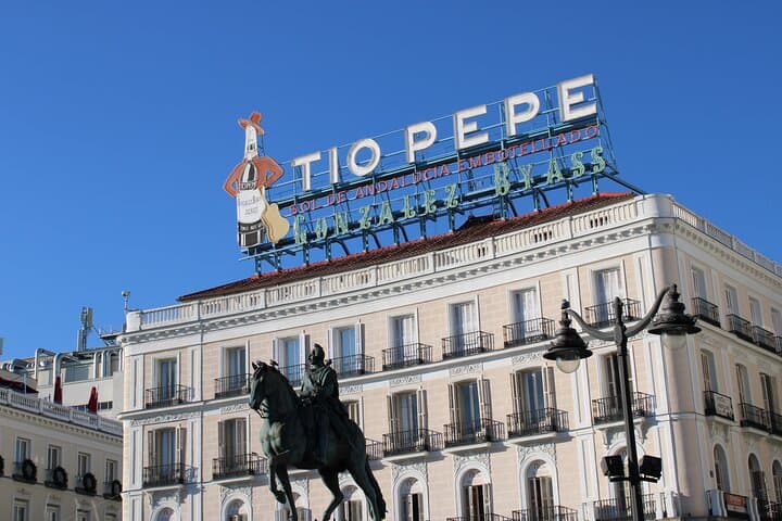 Private Walking Tour: Madrid Center & Retiro Highlights photo 4