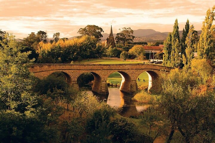 Nipaluna (Hobart) Highlights: Mt Wellington, Salamanca & Richmond in a Half-Day Tour photo 3