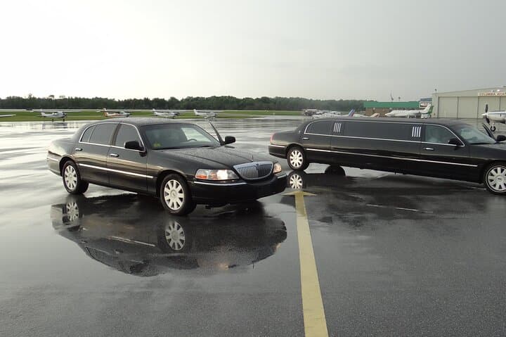 Arrival in Style: Private Luxury Airport Transfer to New Orleans (MSY) photo 5