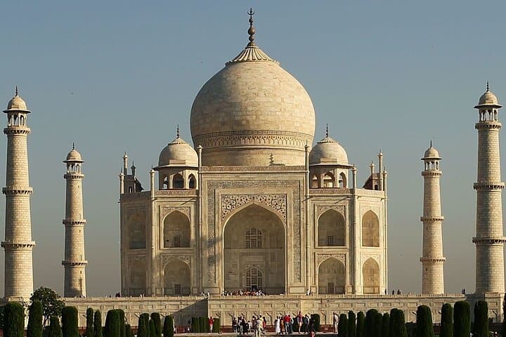 Taj Mahal Day Trip From Delhi by Car — Skip-the-Line Tickets & Lunch photo 3