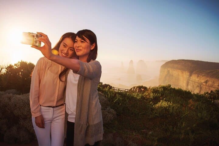 Great Ocean Road Full-Day Private Tour from Melbourne: Twelve Apostles, Koalas & Apollo Bay photo 2