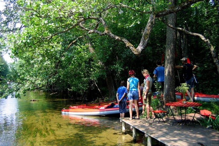 Self-Guided Kayaking on the Žeimena River — 18 km of Clear Water and Pine-Coast Exploration photo 2