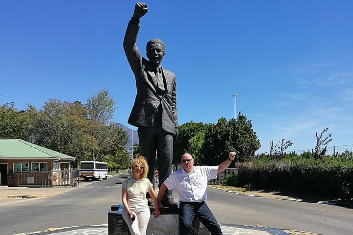 Greatest Wine Tour of the Cape Winelands — Stellenbosch Private Tasting Day photo 4