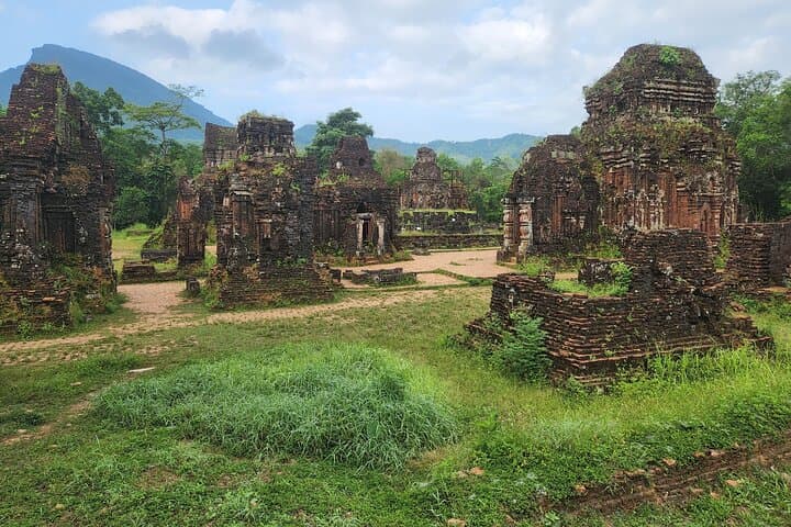My Son Early Morning Tour & Tra Que Cooking Class — Hoi An Cultural Day Trip