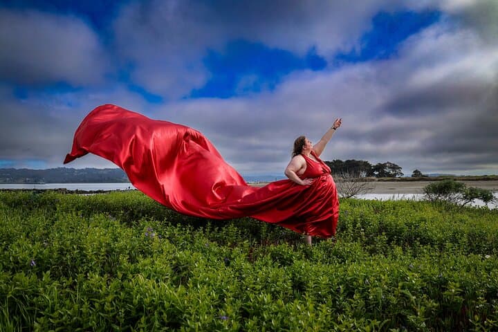 Flying Dress Photoshoot in Humboldt County — Old Town Eureka, Redwoods & Coast photo 1