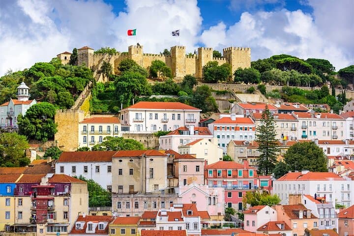 Lisbon Monuments Private Tour: Half-Day Highlights of Belém, Jerónimos & Alfama photo 3