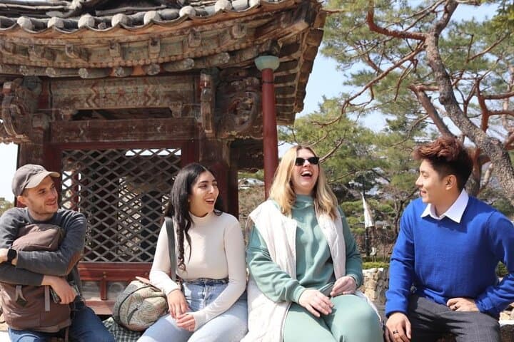 Private Seoul Walking Tours: Highlights, Hidden Gems & Local Hosts photo 5