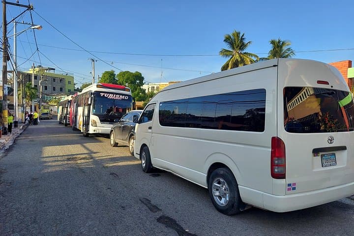 Private Transfer From Las Américas Airport to Santo Domingo Colonial Zone photo 3