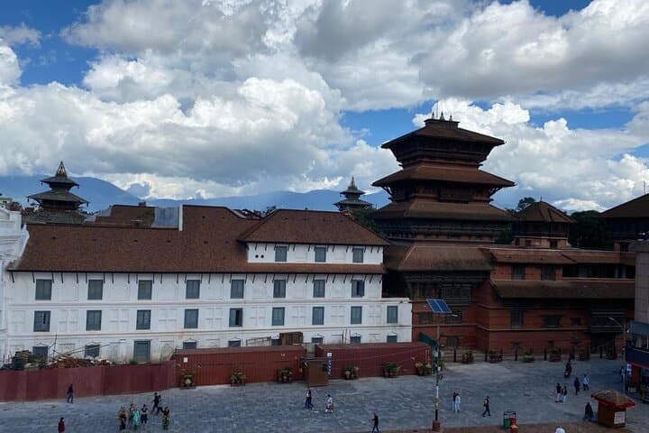 7-Day Kathmandu to Pokhara, Chitwan & Lumbini Tour — Himalayas, Lakeside Sunrise & Jungle Safari photo 2