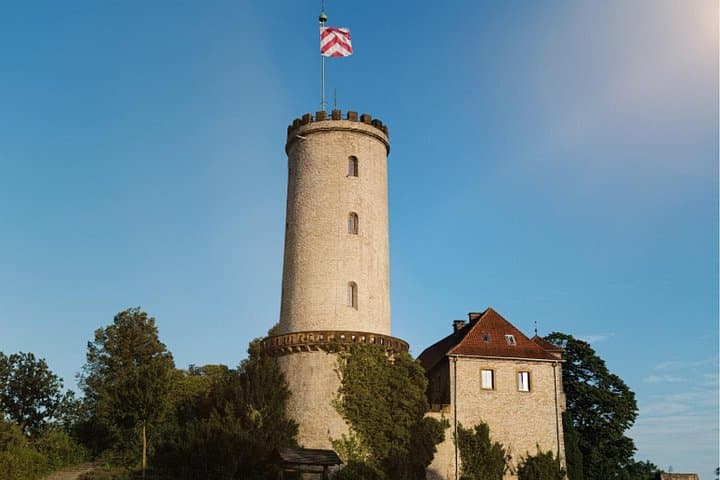 Bielefeld Scavenger Hunt: Self-Guided Walking Tour of Historic Sights photo 3