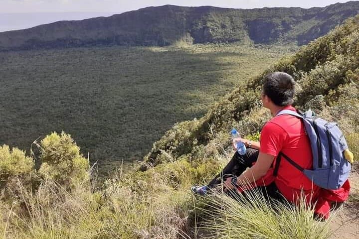 Hiking Safari to Mount Longonot: Day Hike from Nairobi with Crater-Rim Views photo 5