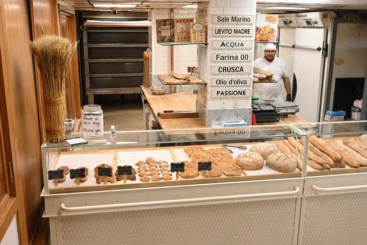 Exploring Boston’s Historic Neighborhoods and Flavors: A Private Food and History Tour photo 4