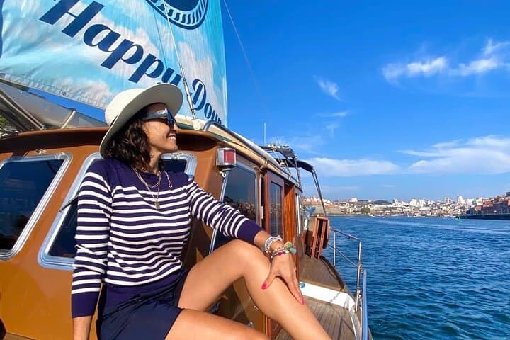 Porto Douro River Classic Boat Tour — 2-Hour Shared Cruise Under Six Bridges photo 3