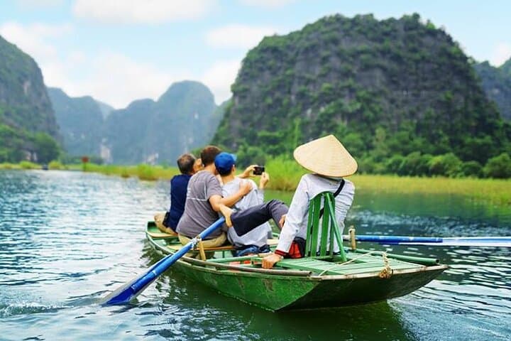 Ninh Binh Day Trip: Hoa Lu, Tam Coc & Mua Cave from Hanoi photo 4