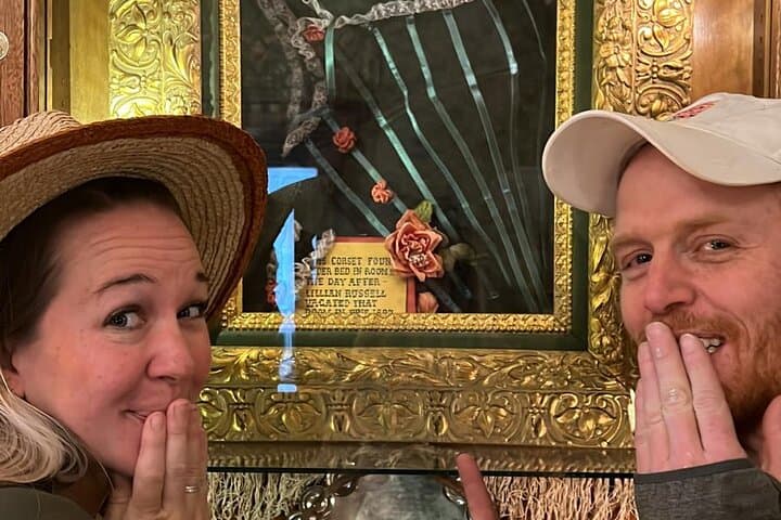 Creative Soul Scavenger Hunt in Durango — Urban Adventure with a Twist