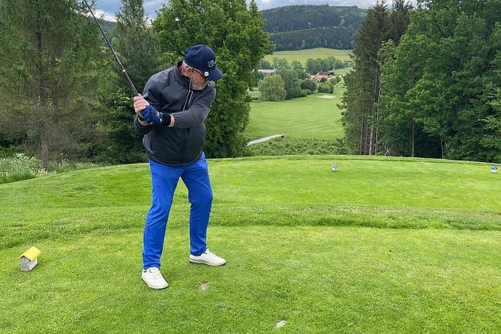 Golf at Golfschaukel Stegersbach: Private Round with Local Hosts in Southern Burgenland photo 4