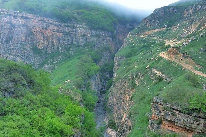 Three-Day Trek to Khinalig & Remote Guba Villages — Hiking the Greater Caucasus Trails photo 3