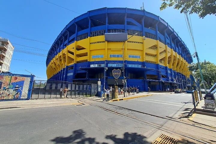 Buenos Aires Private Car City Tour with Local Guide — 4-Hour Highlights photo 2