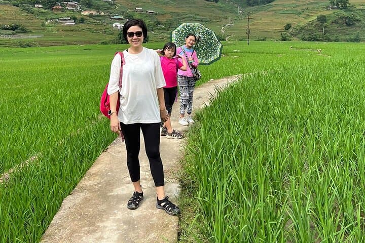 2-Day Sapa Trek: Private Hmong Homestay Trekking to Ta Van & Waterfalls photo 5