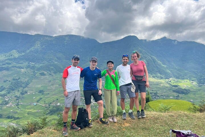 Sapa Mountain Valley Trek: Lao Chai & Ta Van Village Day Hike