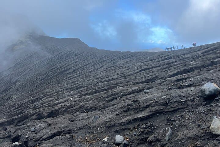 La Soufriere Volcano Hike: Summit St Vincent’s Active Peak photo 2