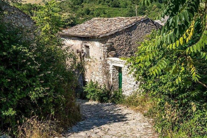 Western Crete Day Tour: Chania, Rethymno, Argiroupolis & Kournas Lake photo 4