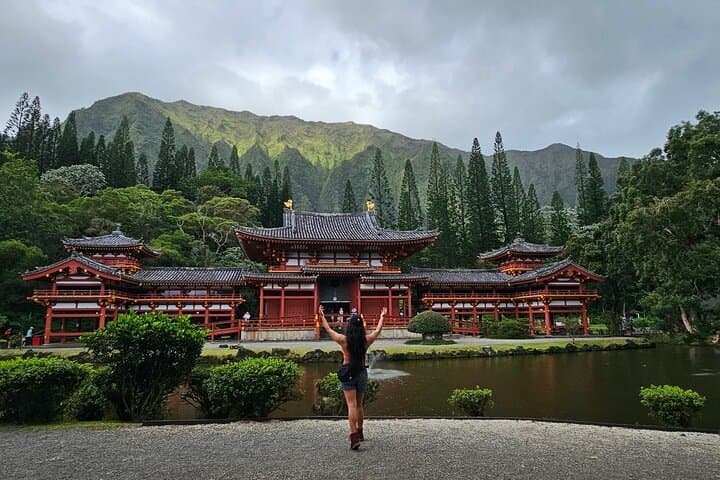 Oahu Circle Island Tour — Snorkel with Turtles, Byodo-In Temple & North Shore Flavors photo 5