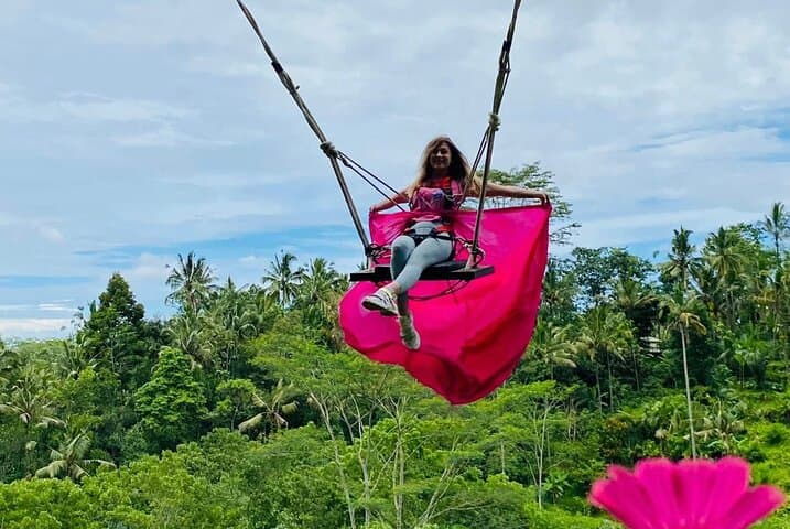 Ubud Private Day Tour: Monkey Forest, Tegalalang Rice Terraces & Jungle Swing photo 4