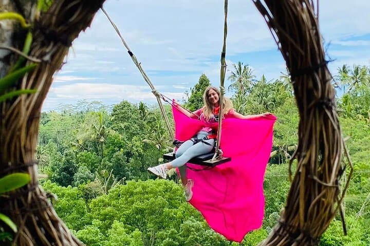Ubud Private Day Tour: Monkey Forest, Tegalalang Rice Terraces & Jungle Swing photo 6