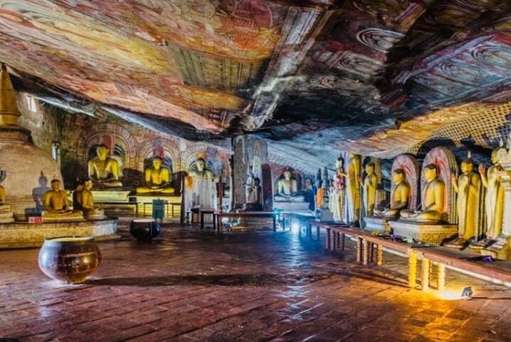 Sigiriya and Dambulla Day Trip from Trincomalee: Climb Lion Rock & Explore Cave Temples photo 4