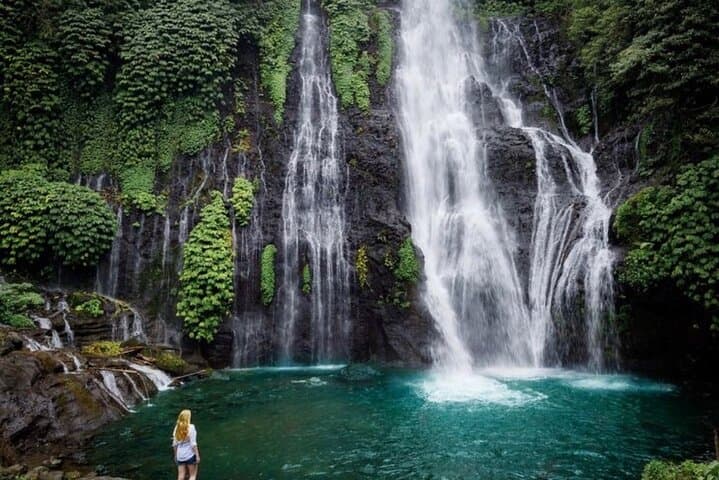 Bedugul Day Tour: Ulun Danu Bratan, Banyumala Waterfall & Handara Gate photo 3