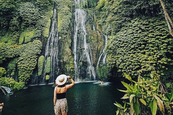 Bedugul Day Tour: Ulun Danu Bratan, Banyumala Waterfall & Handara Gate photo 5