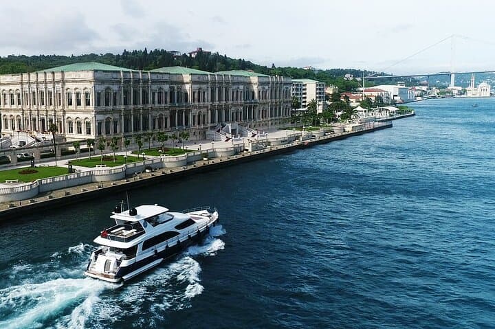Bosphorus Yacht Cruise to Kanlica: Asian-Side Stopover and Turkish Coffee photo 2