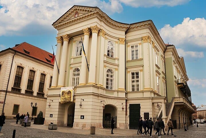 Prague Essential Walking Tour: Old Town & Jewish Quarter Highlights photo 4