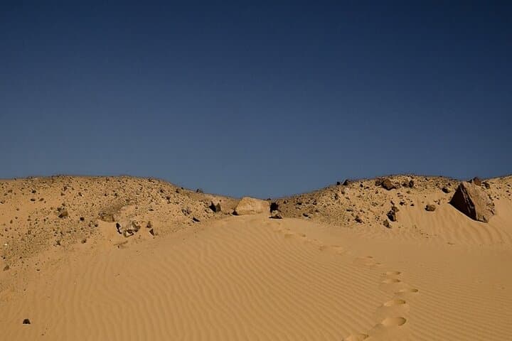 2-Day Bahariya Oasis Adventure: Black Desert, Crystal Mountain & White Desert Camping photo 5