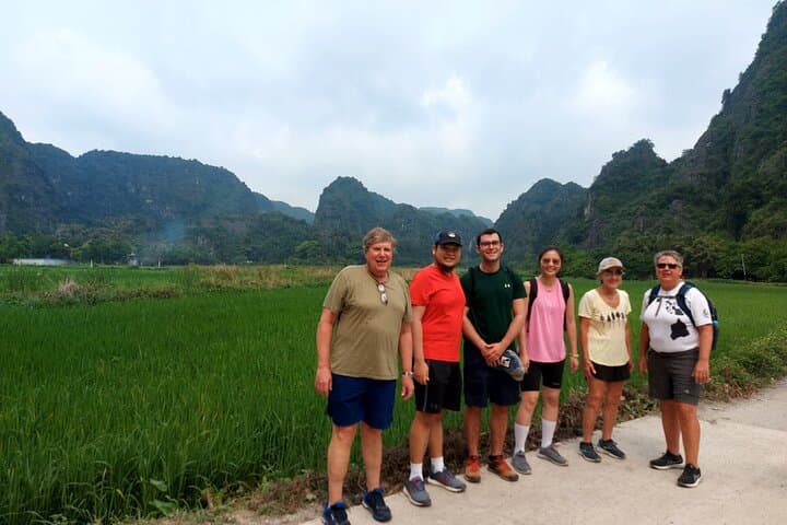 Luxury Ninh Binh Full-Day Tour from Hanoi — Tam Coc, Trang An & Hoa Lu photo 3
