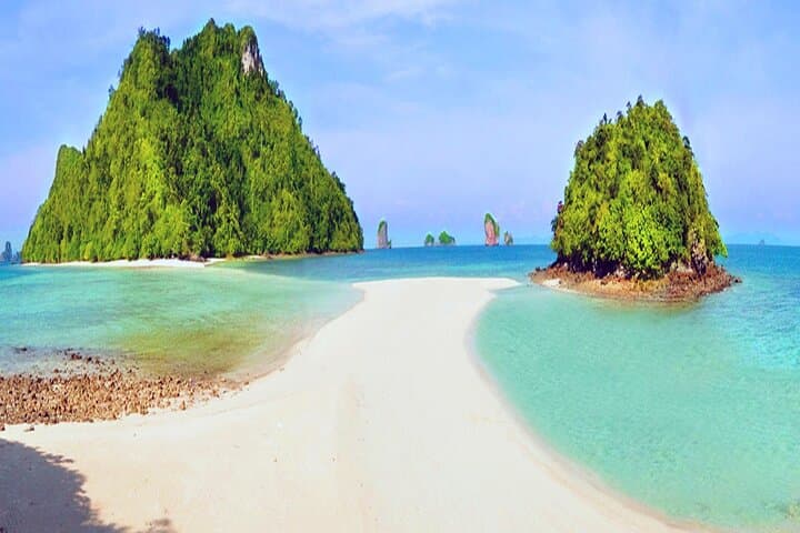 Seven Islands Sunset Tour Krabi — 7-Island Snorkel, Sunset BBQ & Bioluminescence photo 4