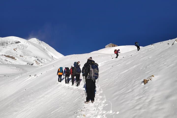 Annapurna Luxury Circuit Trek: High-Altitude Comfort on the Classic Himalayan Route photo 2